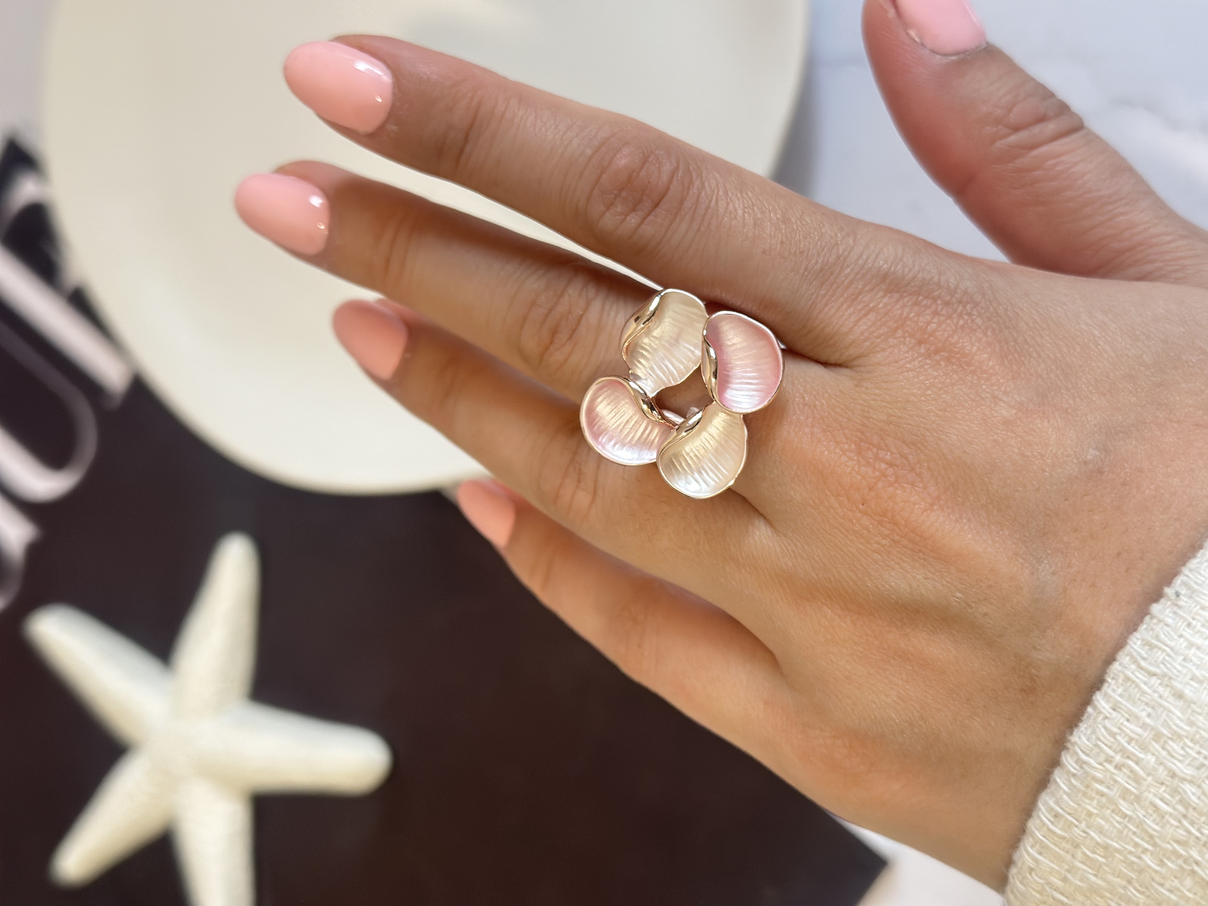 انگشتر زنانه میناکاری گل صورتی