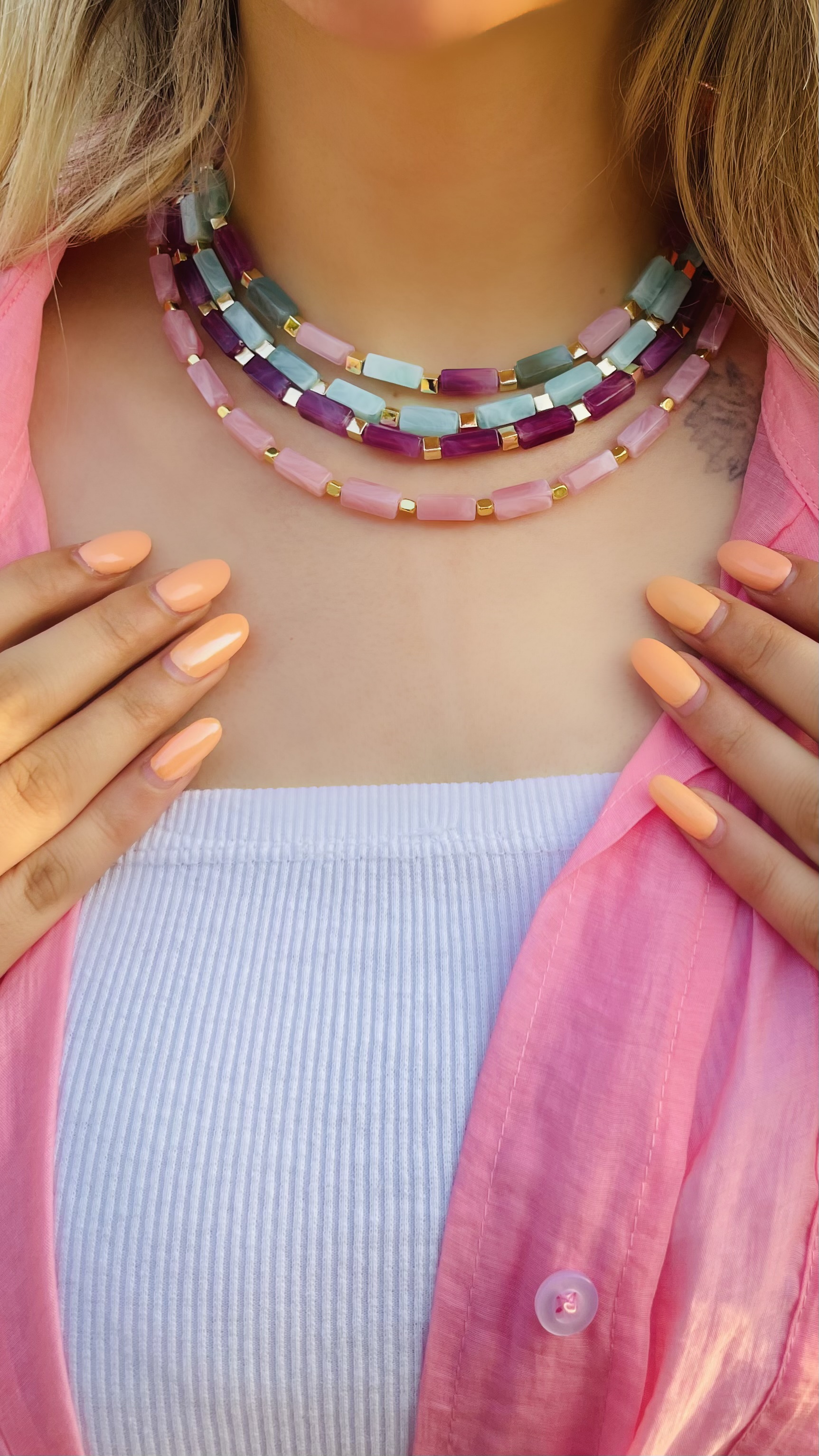 گردنبند زنانه رنگی طرح سنگی