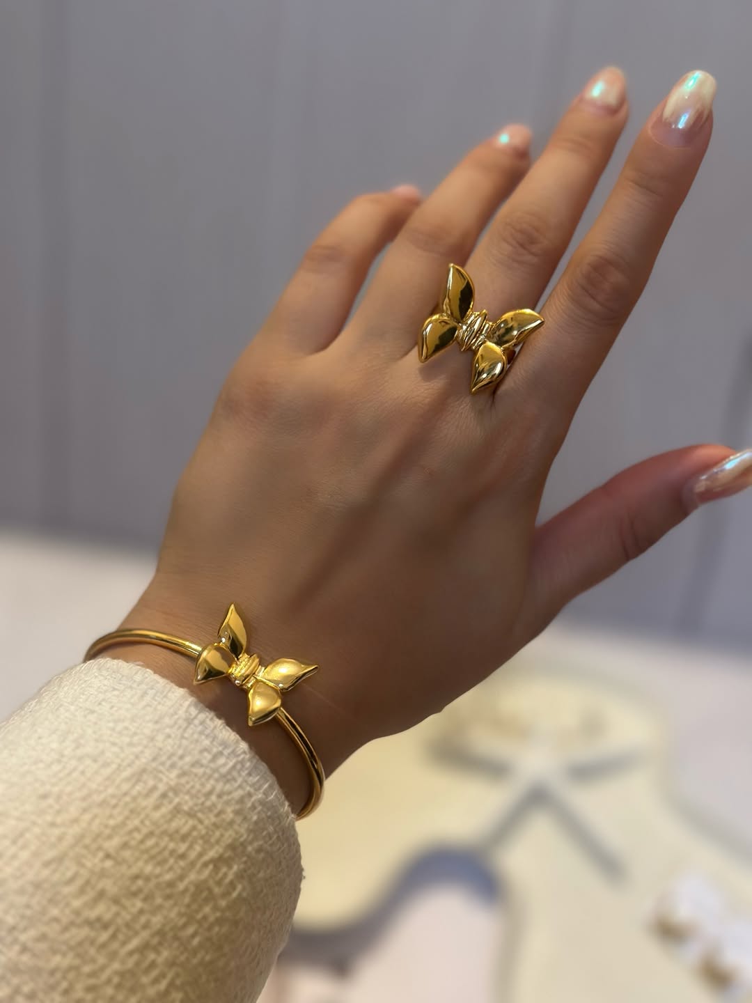 ست زنانه دستبند و‌ انگشتر طلایی