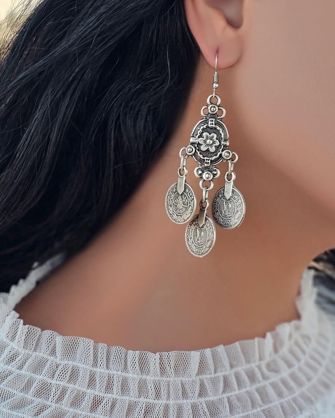 گوشواره ورشو نقره ای اویز سکه ای