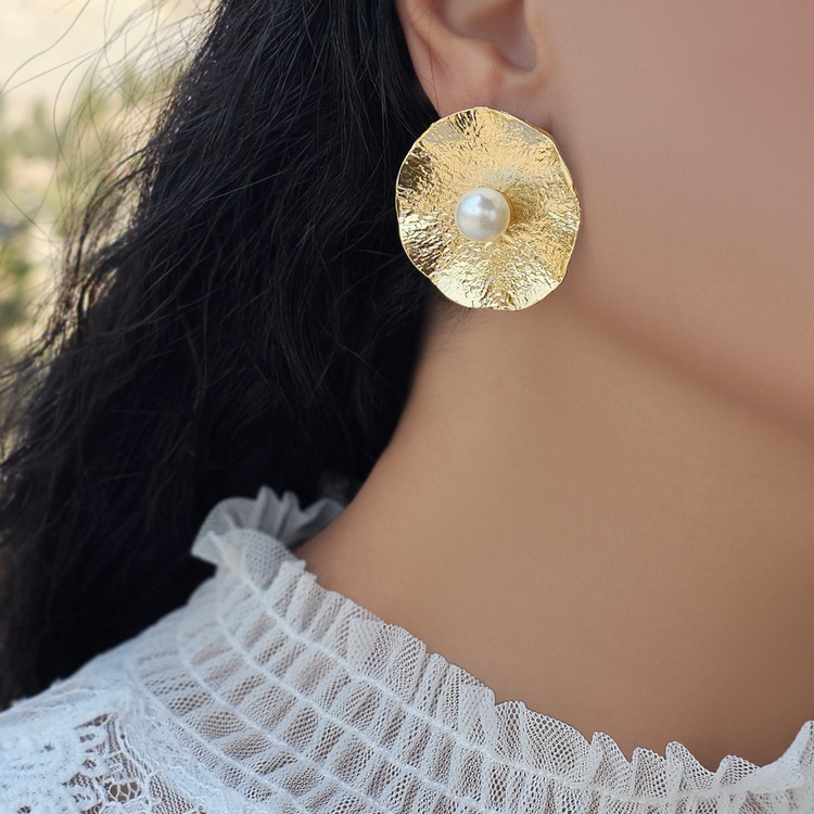 گوشواذه زنانه ورشو طلایی دایره و مروارید