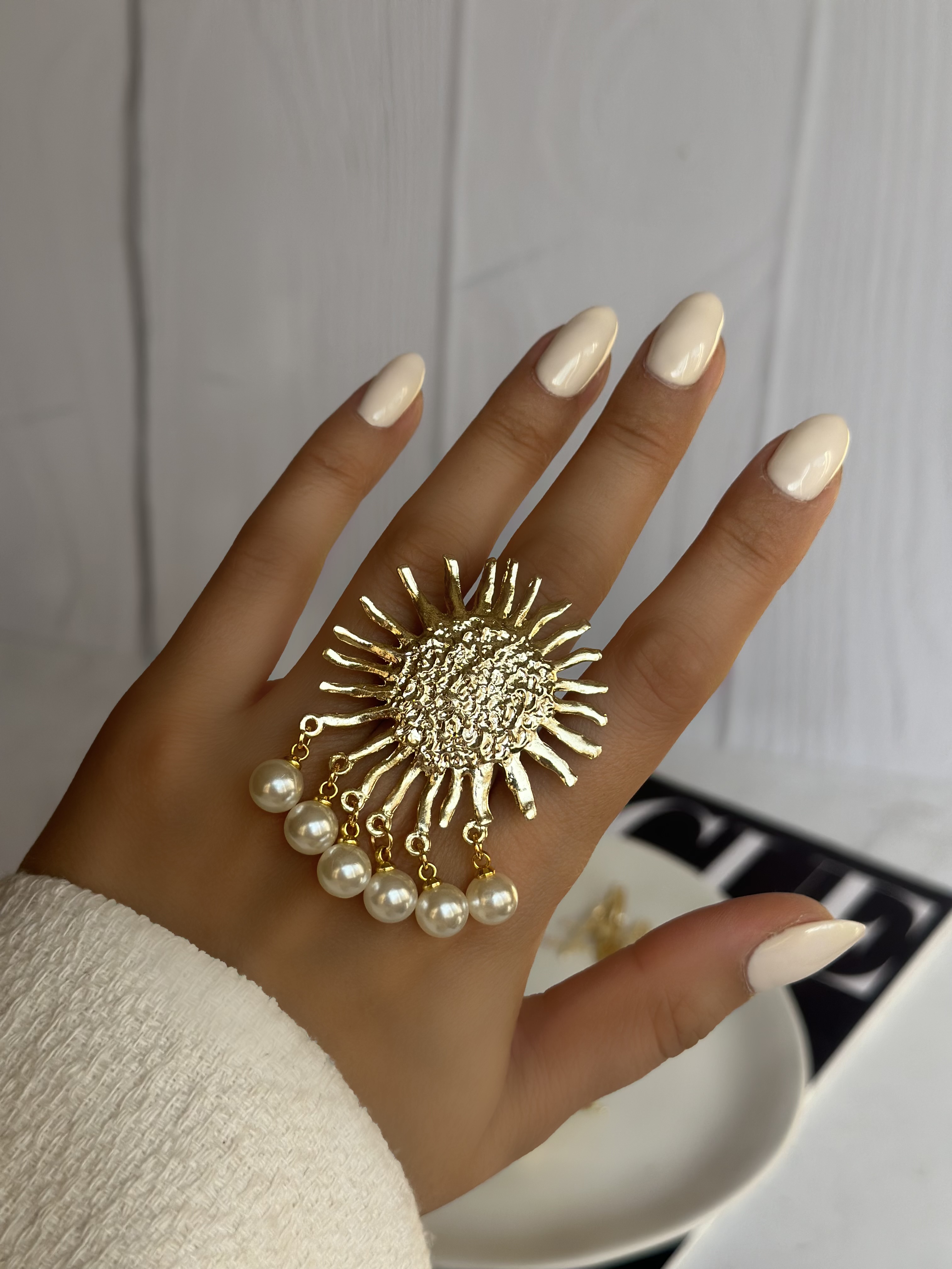 انگشتر زنانه ورشو طلایی طرح های خاص