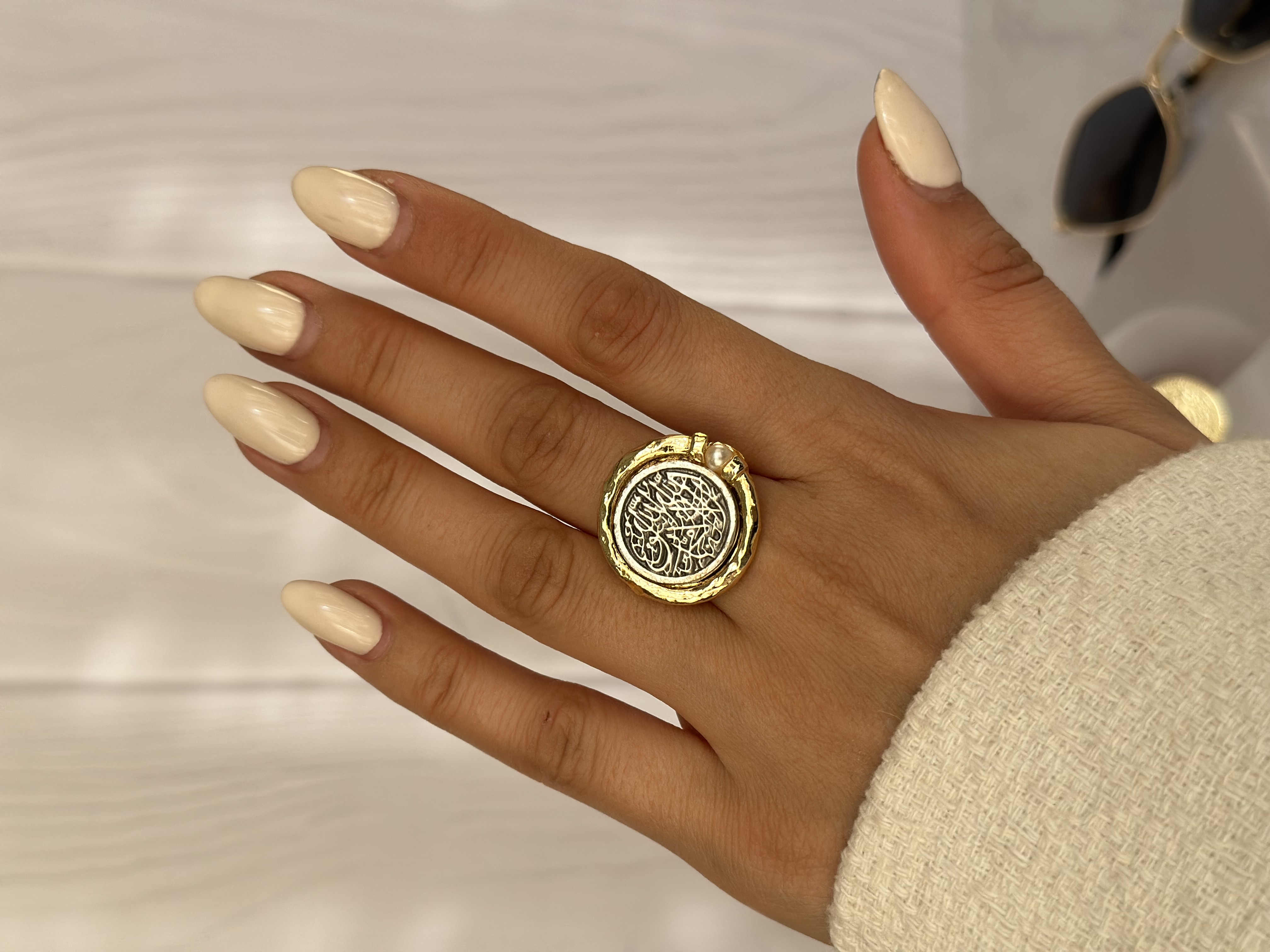 انگشتر زنانه نوشته  اسامی‌الهی