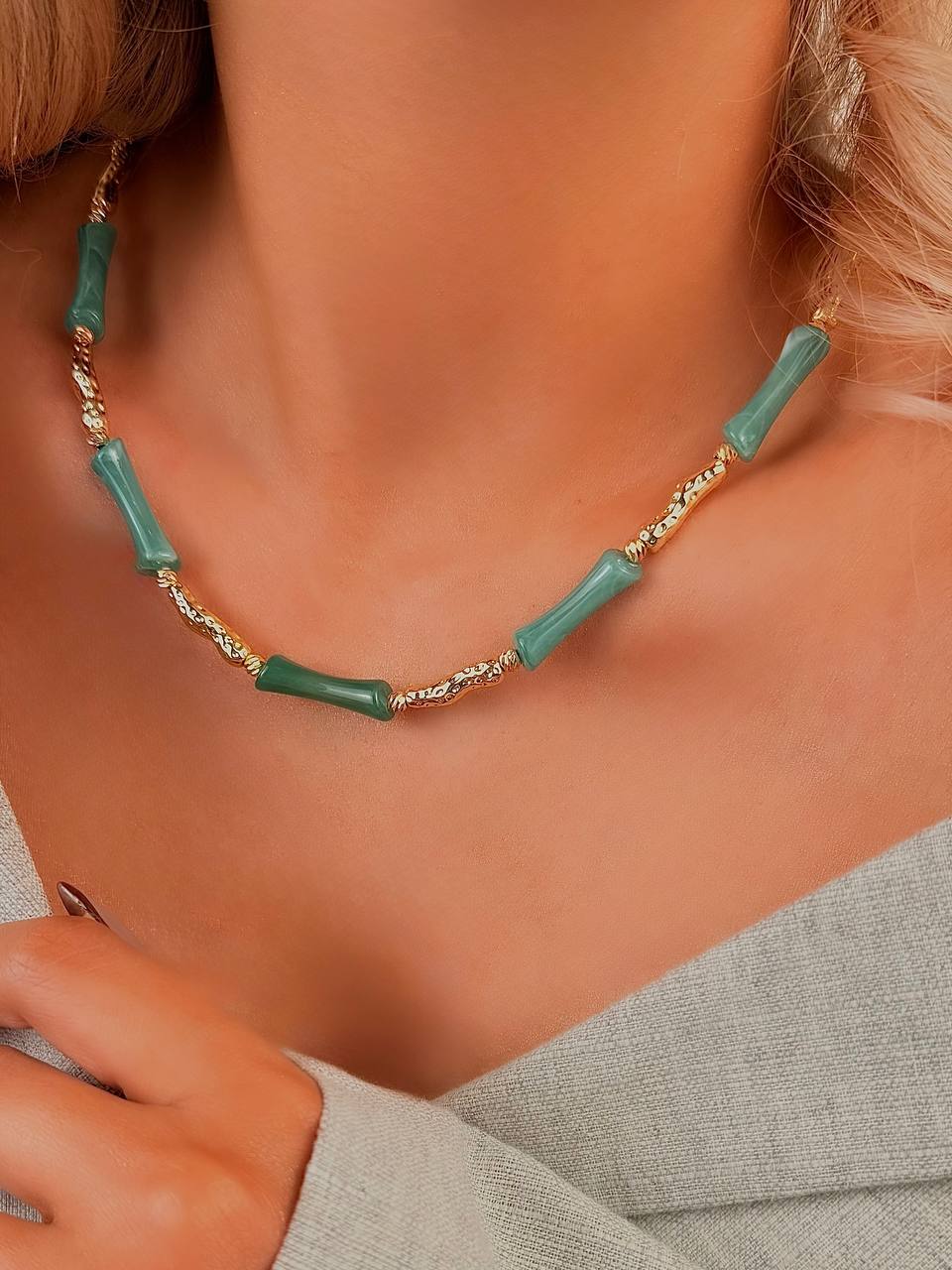 گردنبند سبز و طلایی ظریف