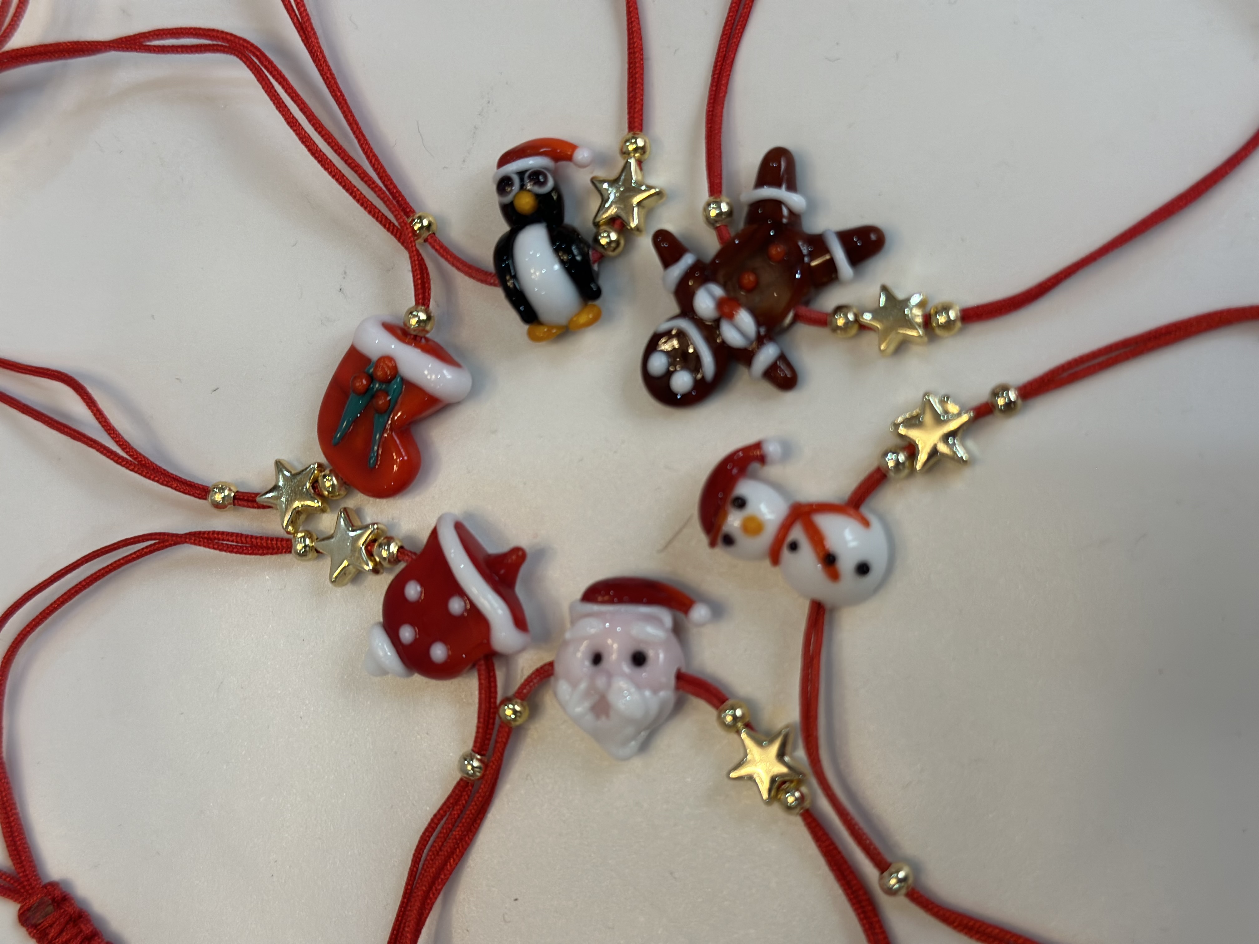 دستبند دخترانه کریسمسی بابانوئل سنگی