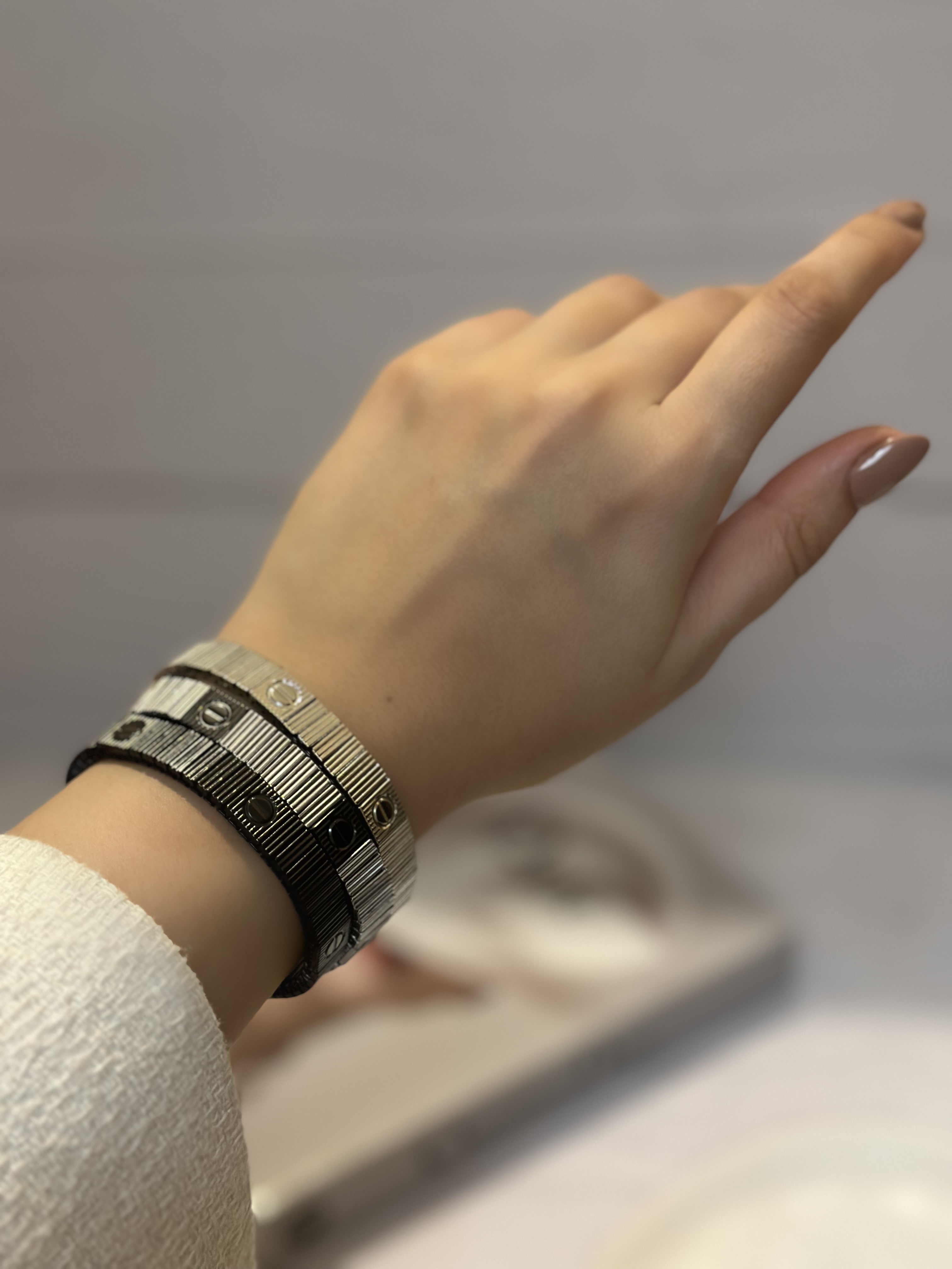 دستبند کارتیه لاو آنلیمیتد کشی