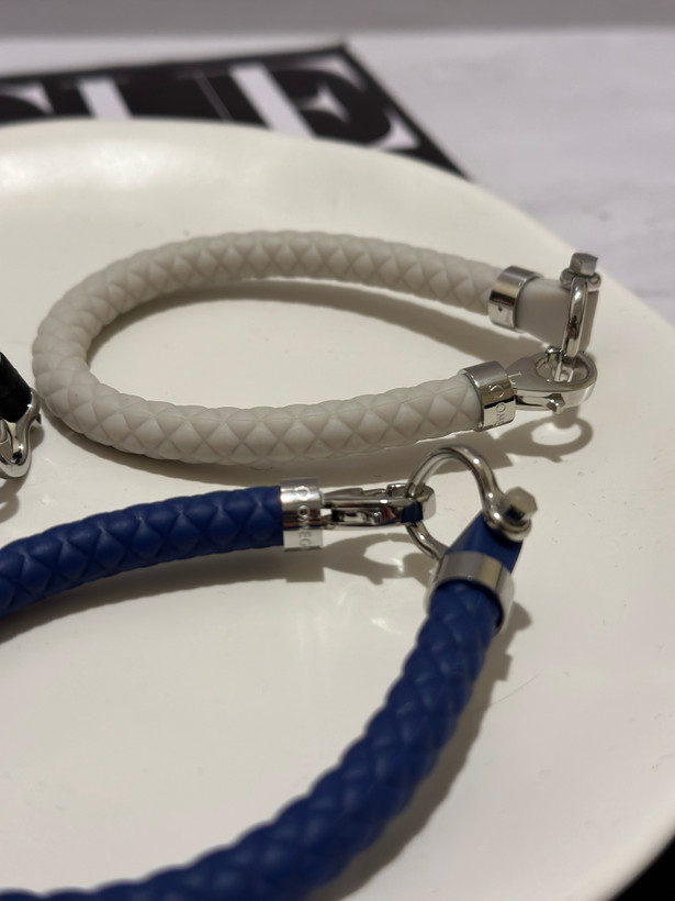 دستبند چرمی مردانه امگا مستر کوالیتی