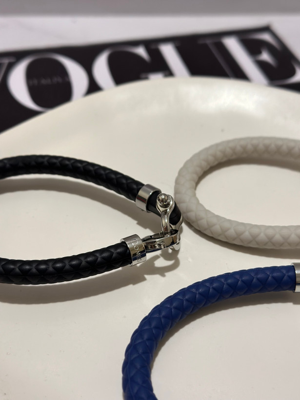 دستبند مردانه چرمی امگا مشکی