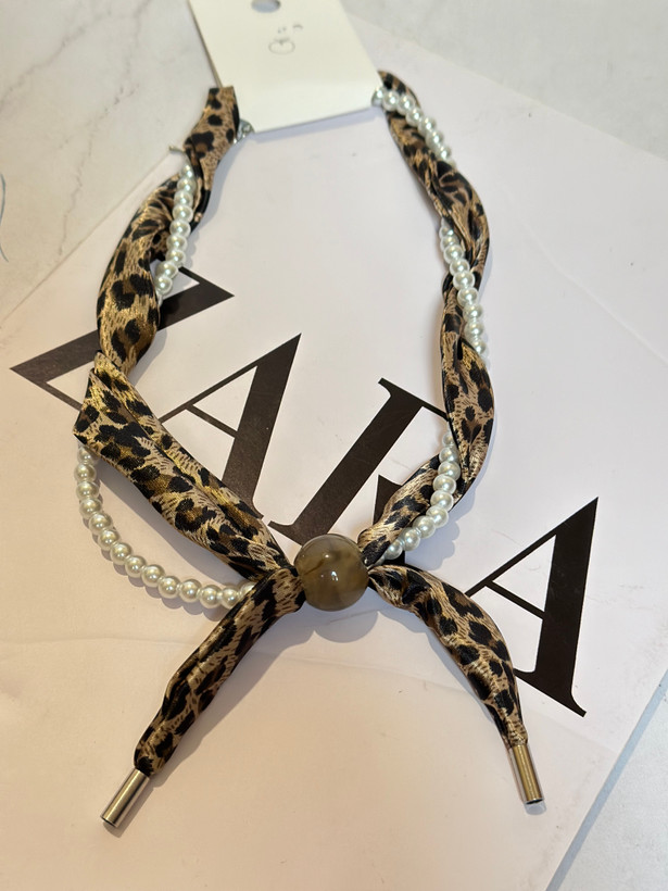 گردنبند پارچه ای و مرواریدی