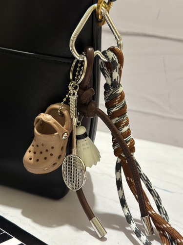 چارم بگ یا اویز کیف اسپورت و ورزشی